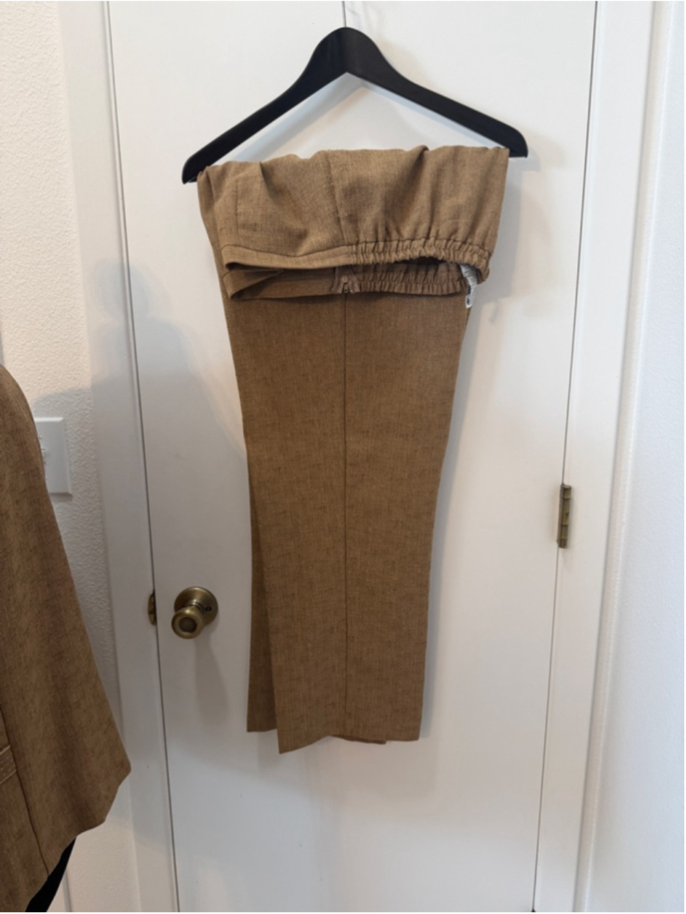 Vintage Sag Harbor Petite 16P Tan 2 Pc Pantsuit Blazer Pants Career Office Set - Picture 10 of 11
